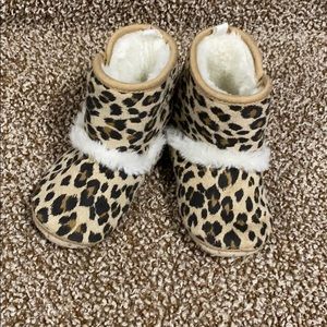 Old Navy Leopard Print Boots. Toddler Size 5.